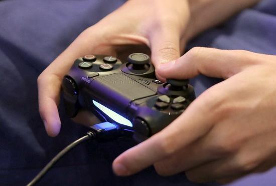 为什么索尼PS4比微软Xbox One更畅销?
